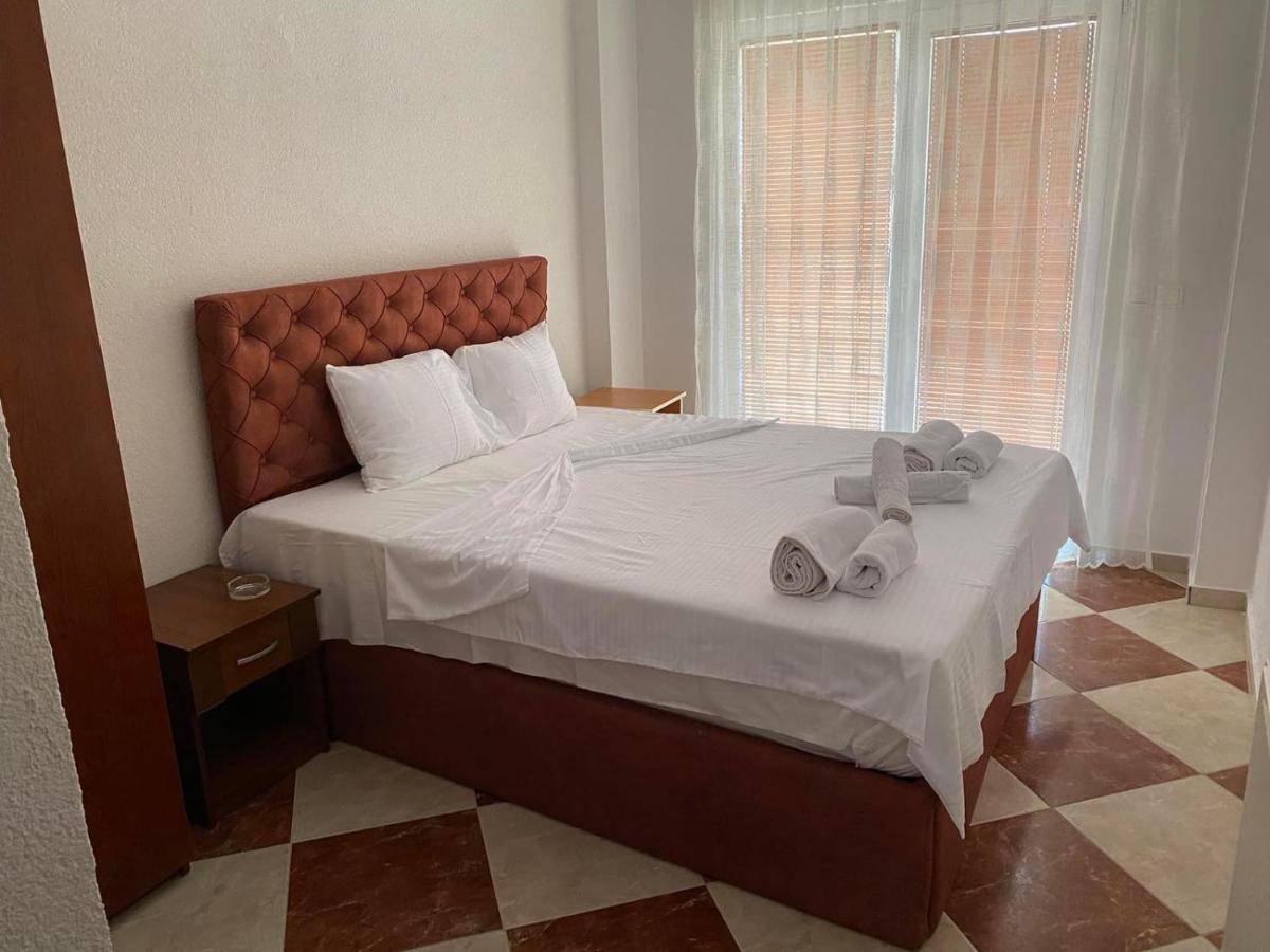 Hotel Montenegro Struga Exterior foto